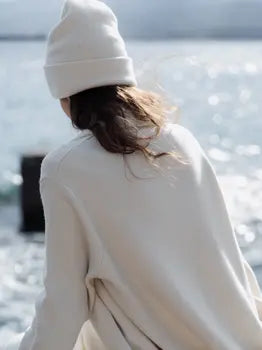 Bonnet Lèmme en laine et cachemire blanc naturel - vue de profil